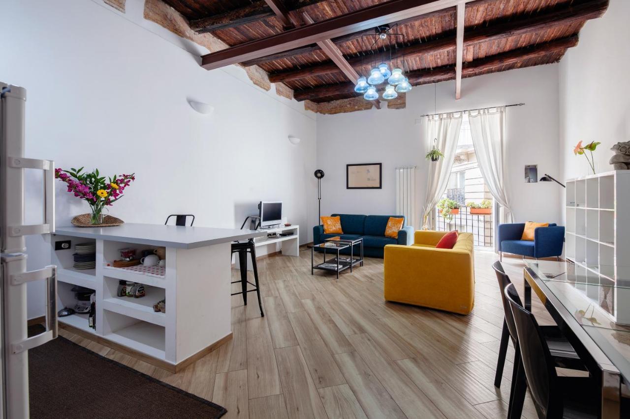 Appartamento Moderno Nel Centro Storico Неаполь Экстерьер фото